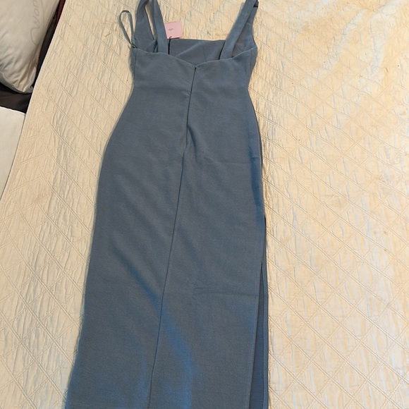Hello Molly never worn blue midi dress size 6 M - Picture 3 of 3